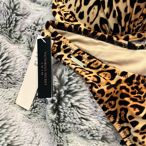 NWT Women’s Victoria Secret Animal Print Bikini - Picture 3 of 5